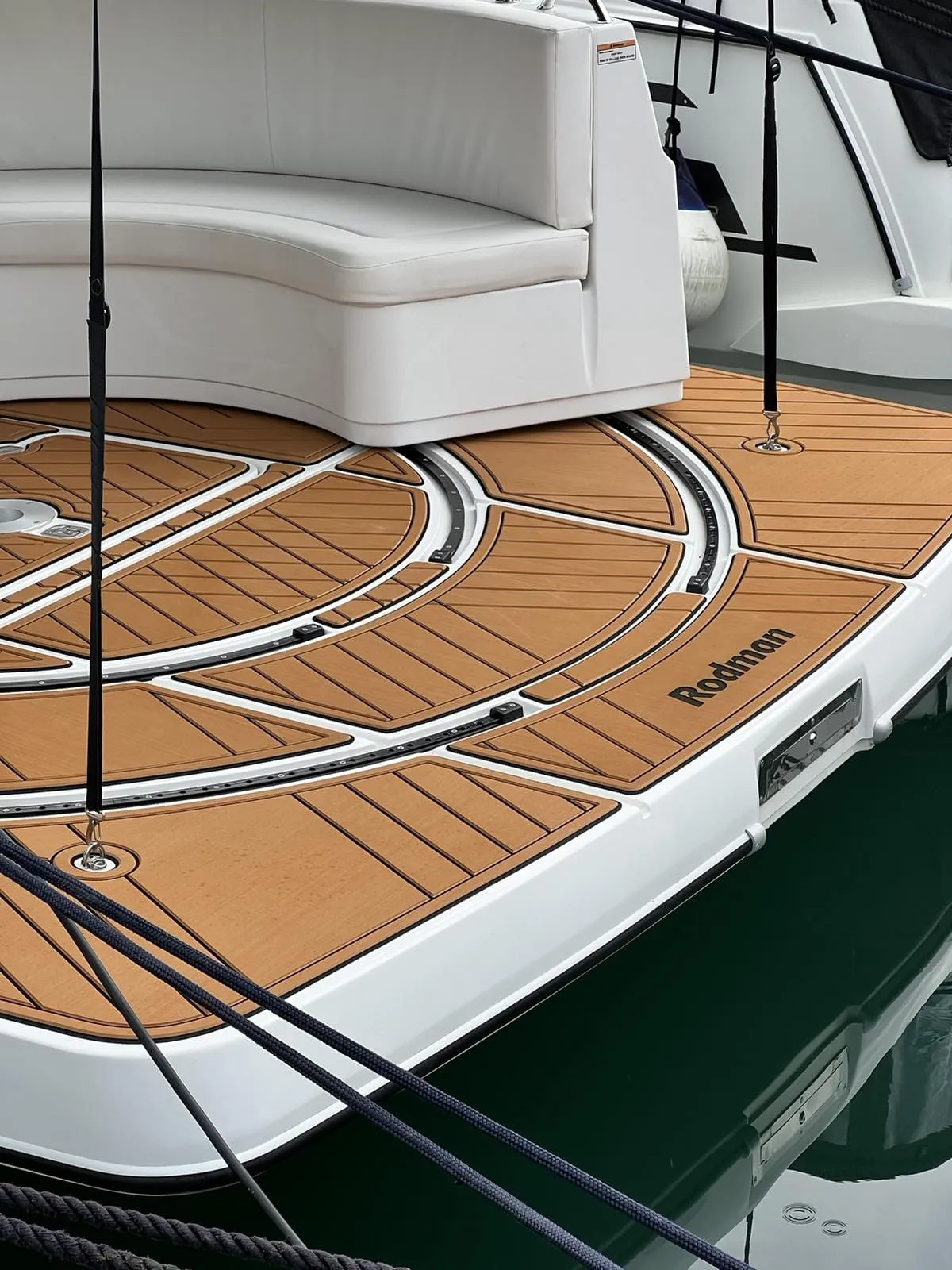 Rodman yacht